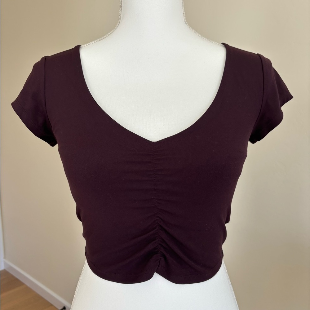 NEW Old Navy Activewear V-Neck Ruched Burgundy Top